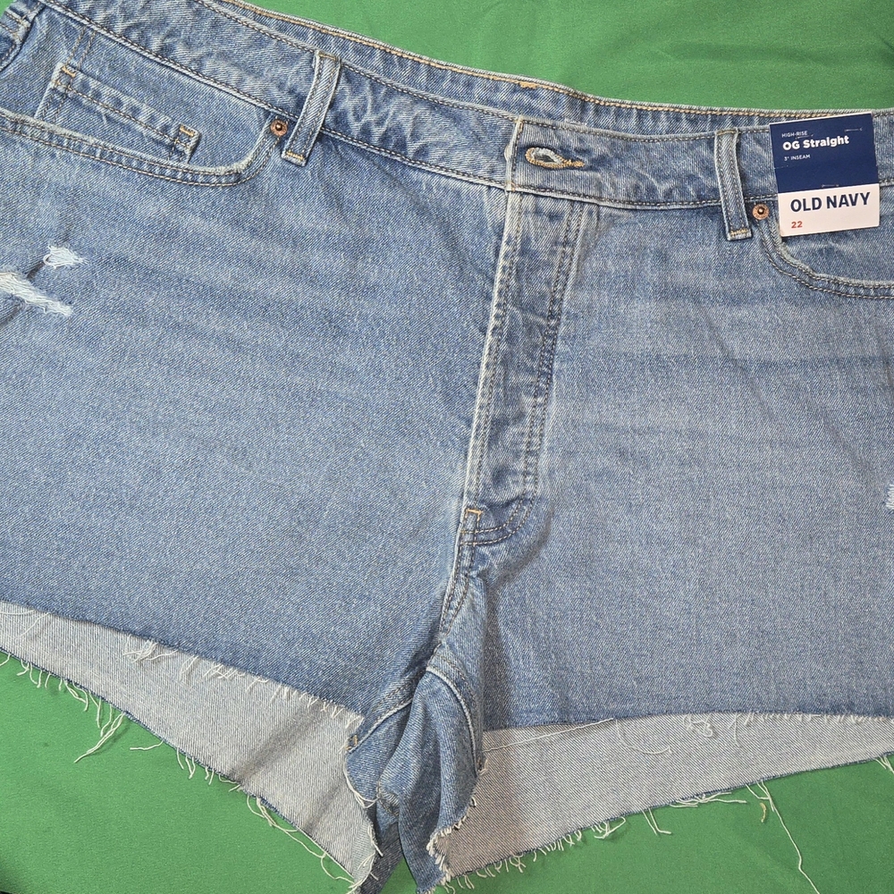 Old Navy Light Wash Frayed Hem Denim Shorts